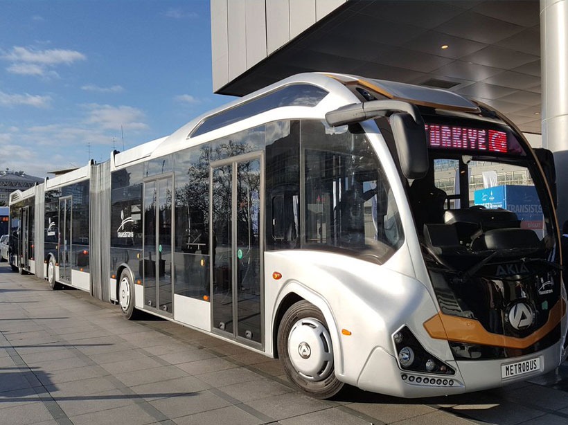 Metrobüs Dış Cephe Giydirme Reklamları